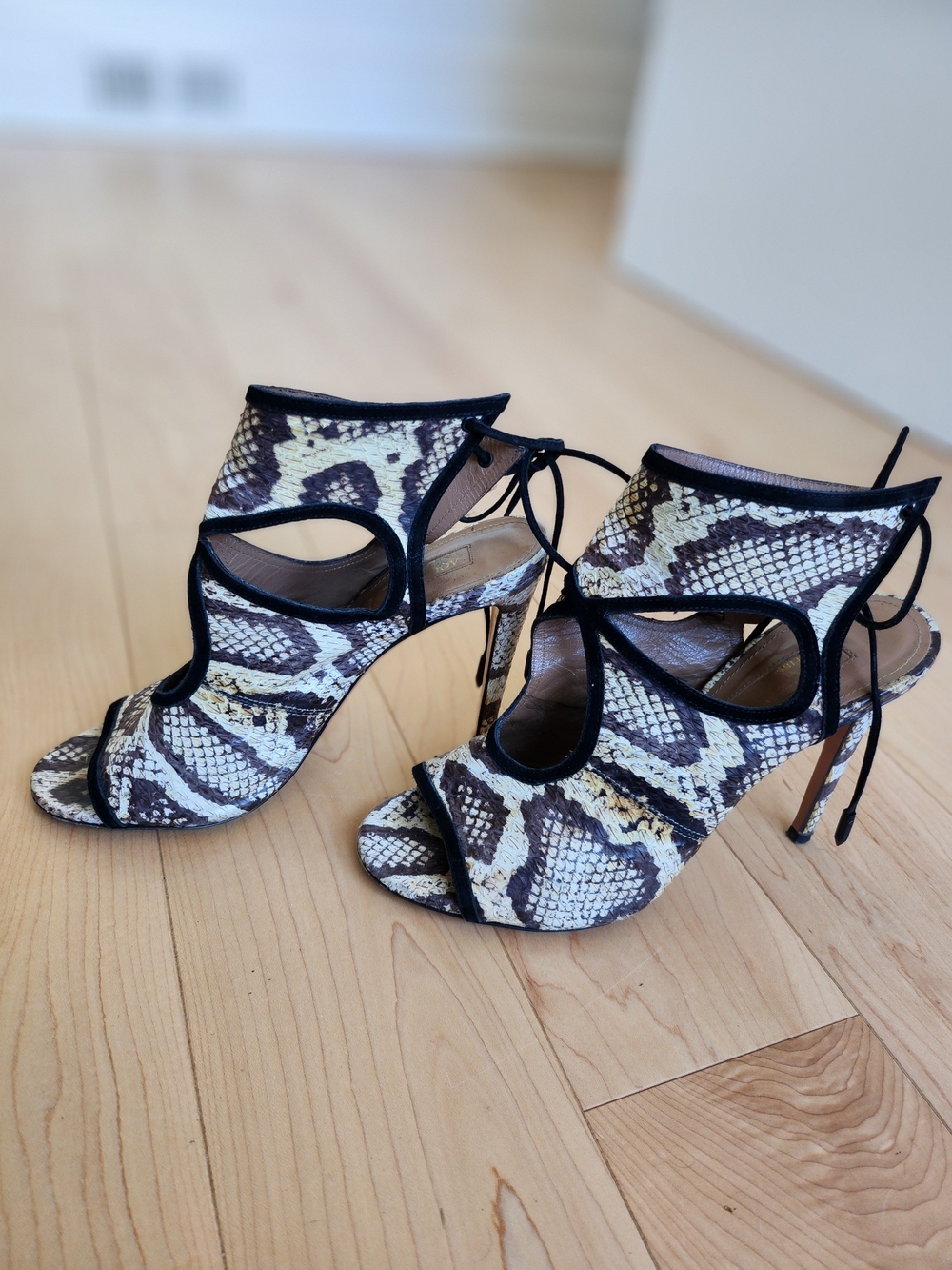 Aquazzura Brown & Cream Snake-Print Peep Toe Lace-Up Cutout Heels EU37.5 - Picture 2 of 7